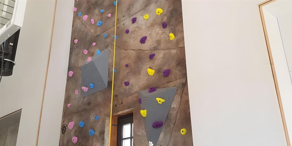 4 Ways To Configure Your Home Climbing Wall for Experts
